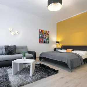 Wf-apartment Zentral, Trendig & Modern, Westbahnhof , Viena Austria