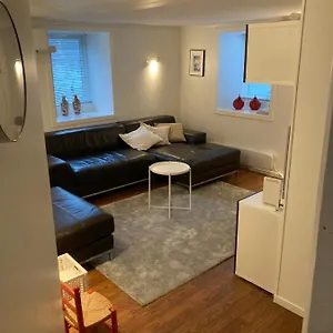 Kjellerleilighet - Naert Haukeland Sykehus. Appartement Bergen