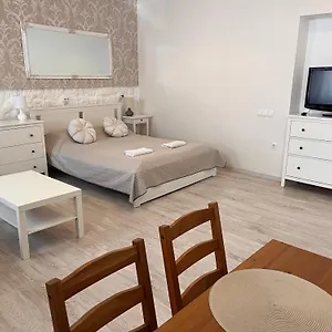Pacsirta Apartman Eger